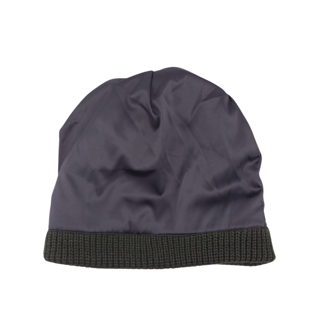 GRAY STRIPED SATIN LINED BEANIE